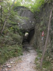 Sottopasso verso le gole dell’Orrido